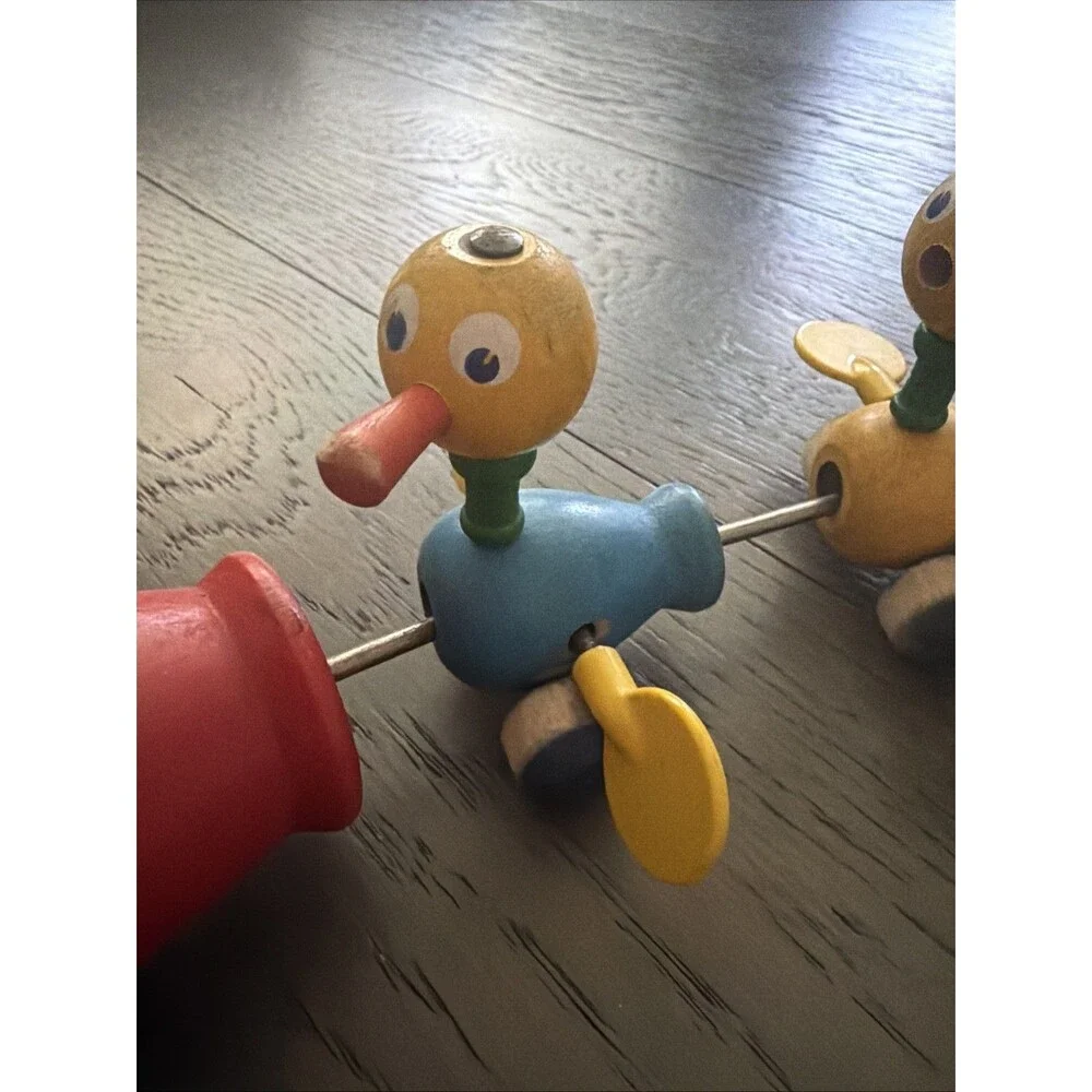 Fisher Price Toys Canada Vintage 1956 Duck Mom Ducklings Pull Toy Wood Family